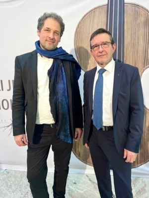 Mojster Daniel Musek s predsednikom Lions kluba,                                         Boris Koprivnik